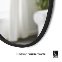Umbra Hub Oval 24x36