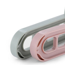 9-hole Clothes hanger organizer